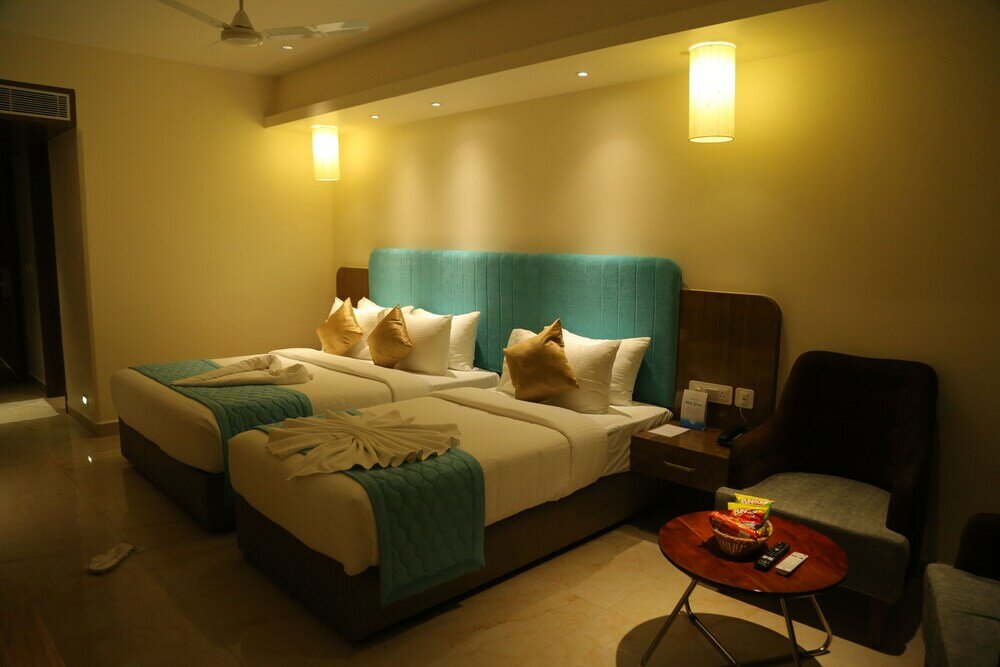 Фото Misty Ocean-A Bergamont Group of Hotels