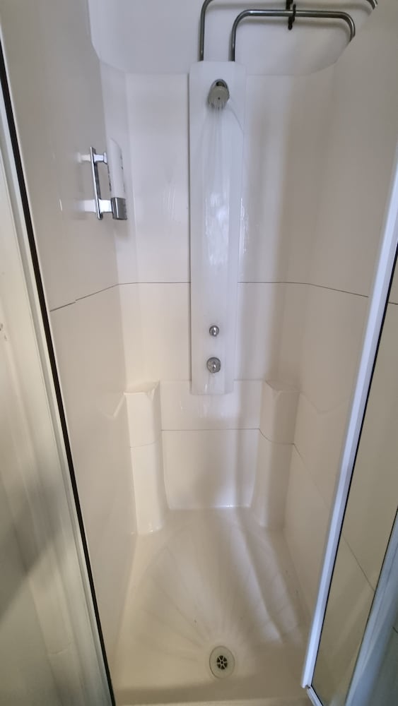 Фото St Christopher's Inn Hammersmith