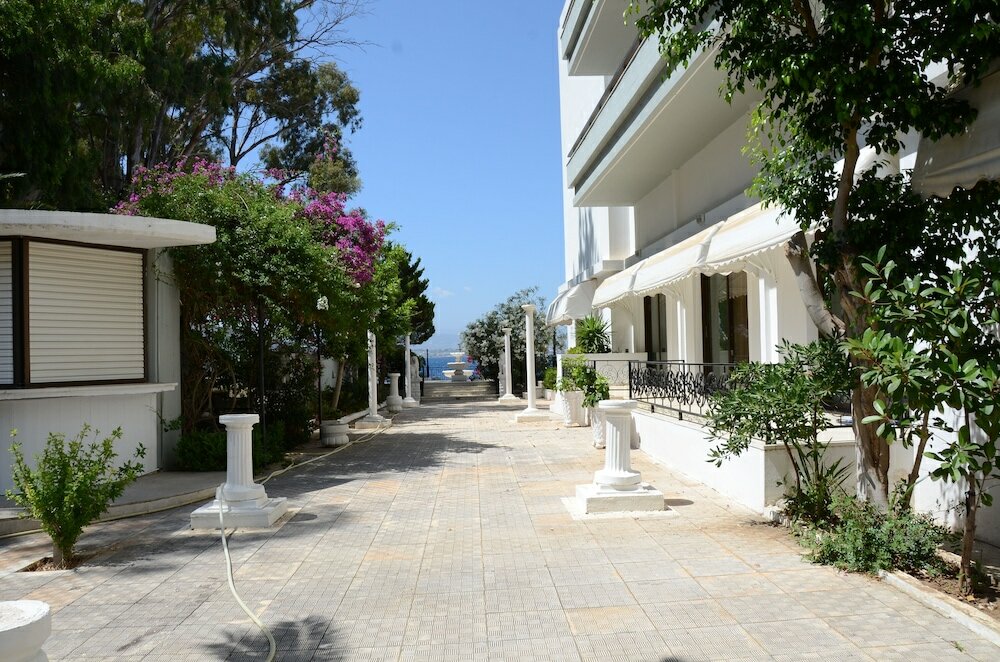 Фото Hotel Mon Repos