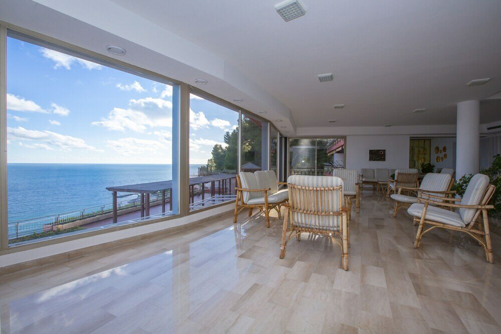 Фото Cervo 319c With Shared Pool