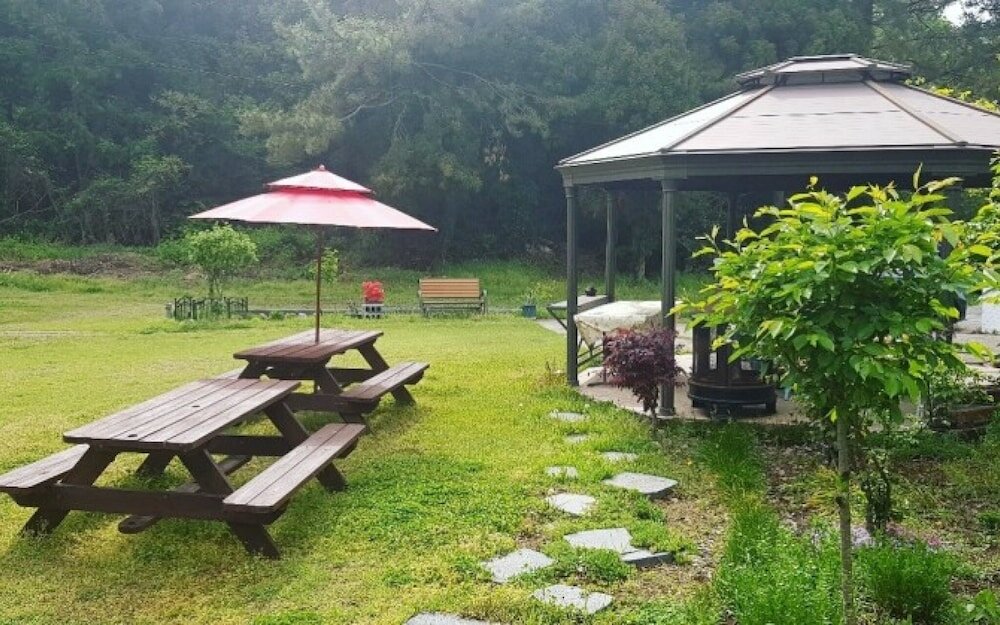 Фото Yeosu Into the Clouds Pension