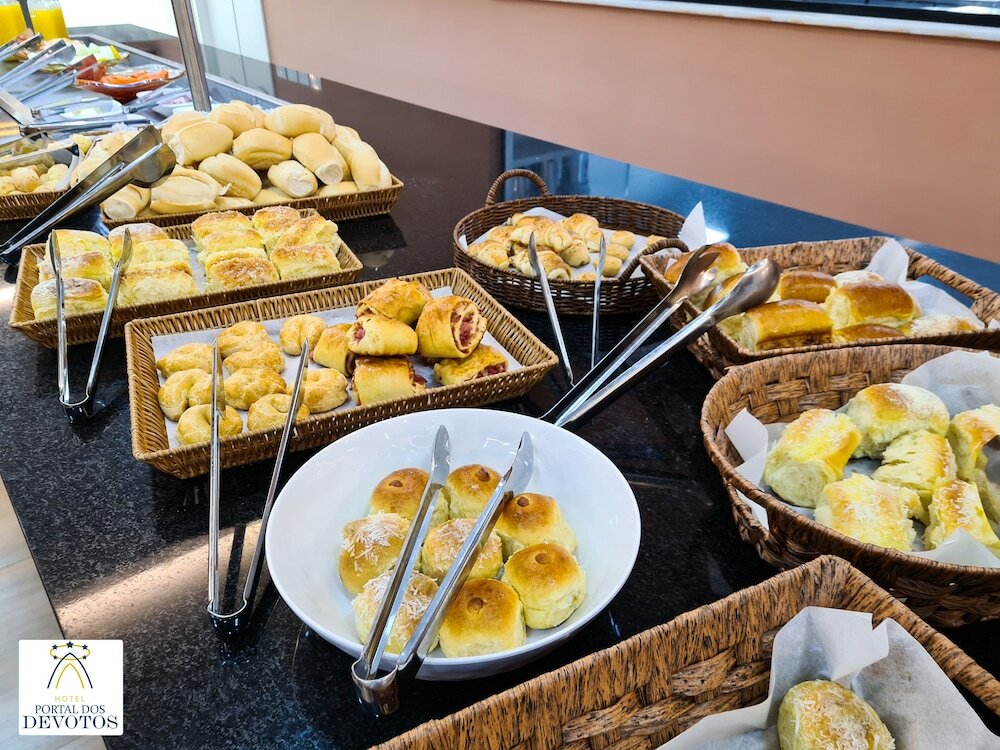 Фото Hotel Portal dos Devotos
