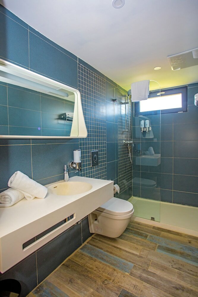 Фото Zina Beach Resort & SPA