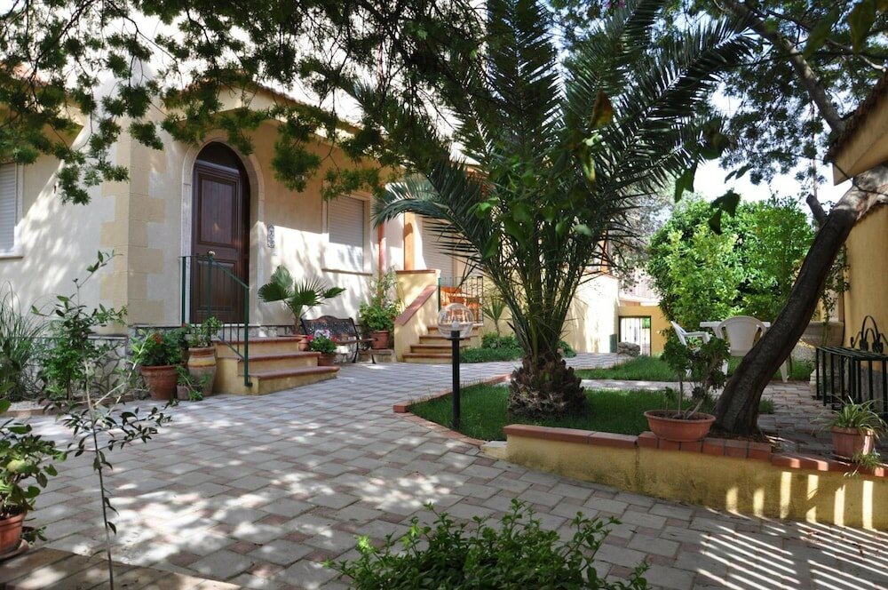 Фото Villa Rahal