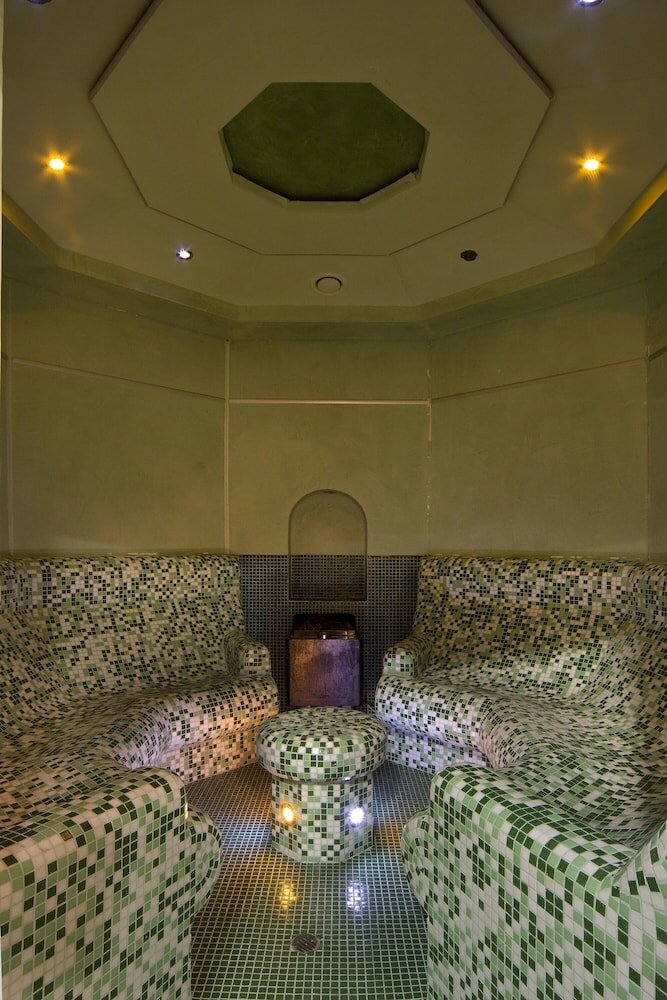 Фото Musala Hotel