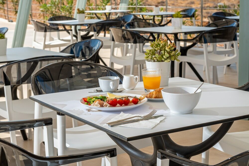 Фото Onira Suite Dreams