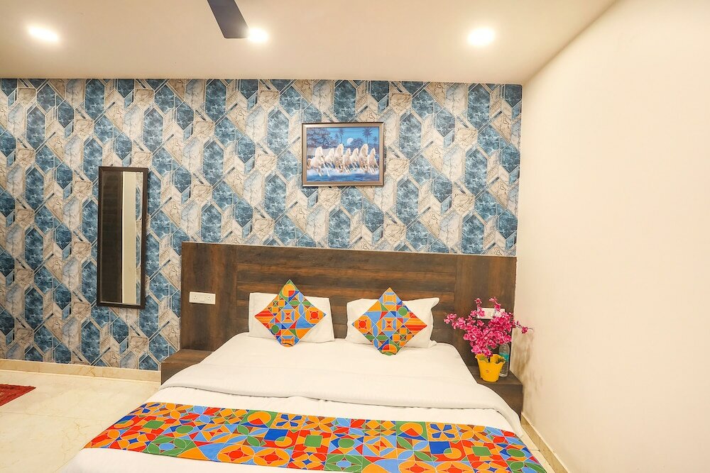 Фото Fabhotel Royal Galaxy I