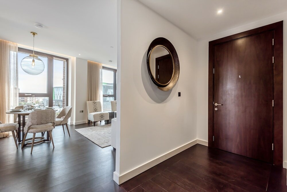 Фото Thornes House Apartments