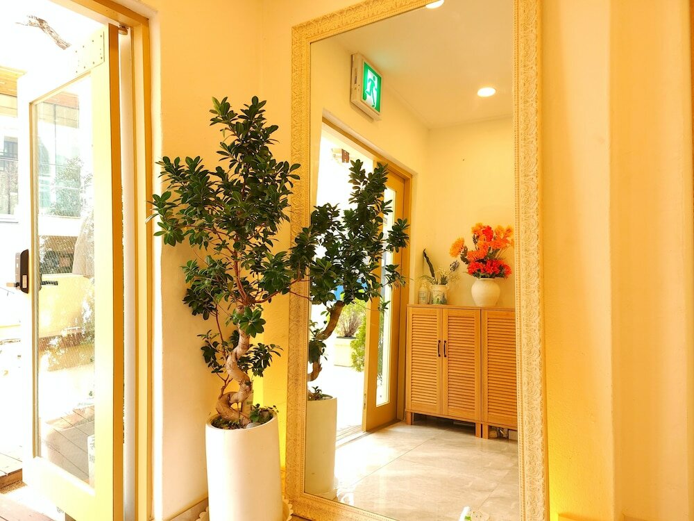 Фото Oyo Myeongdong 5 Lodge