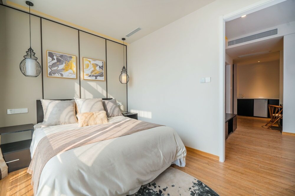 Фото Suisse Place Shanghai