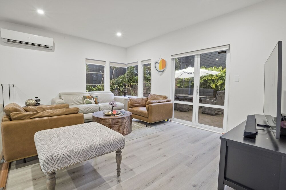 Фото High-end Modern Villa SPA Pool & Views