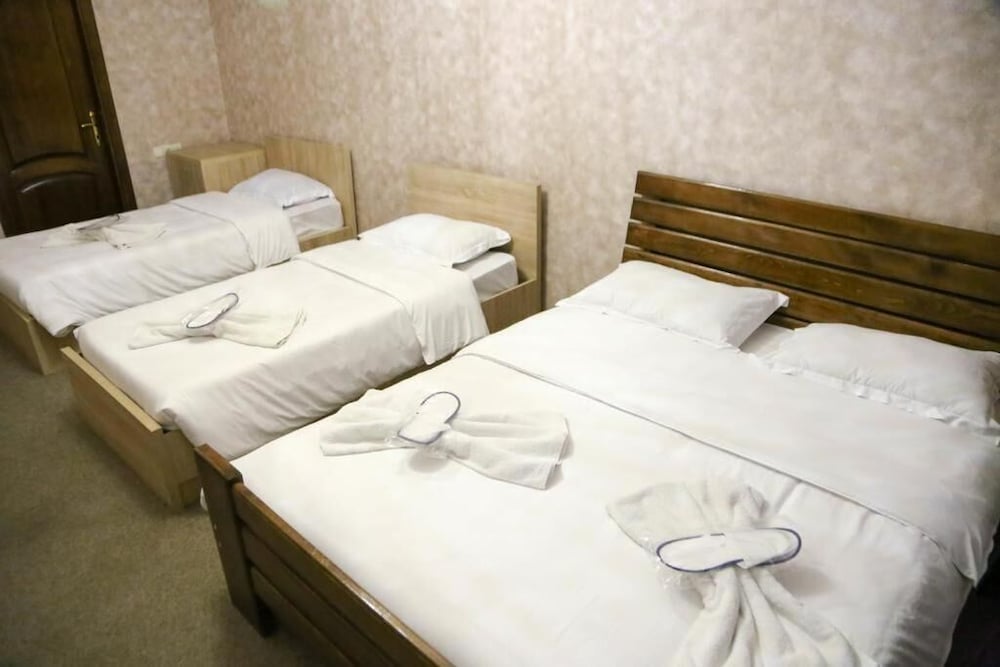 Фото 7 Star Hotel