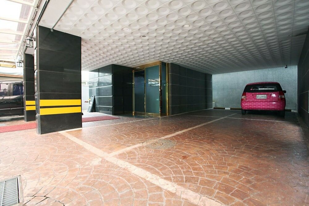 Фото Bulgwang Forestar Hotel