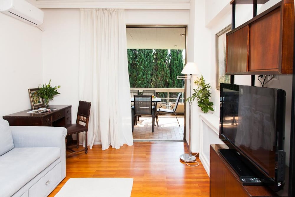 Фото Delux Apartment with Amazing Balcony