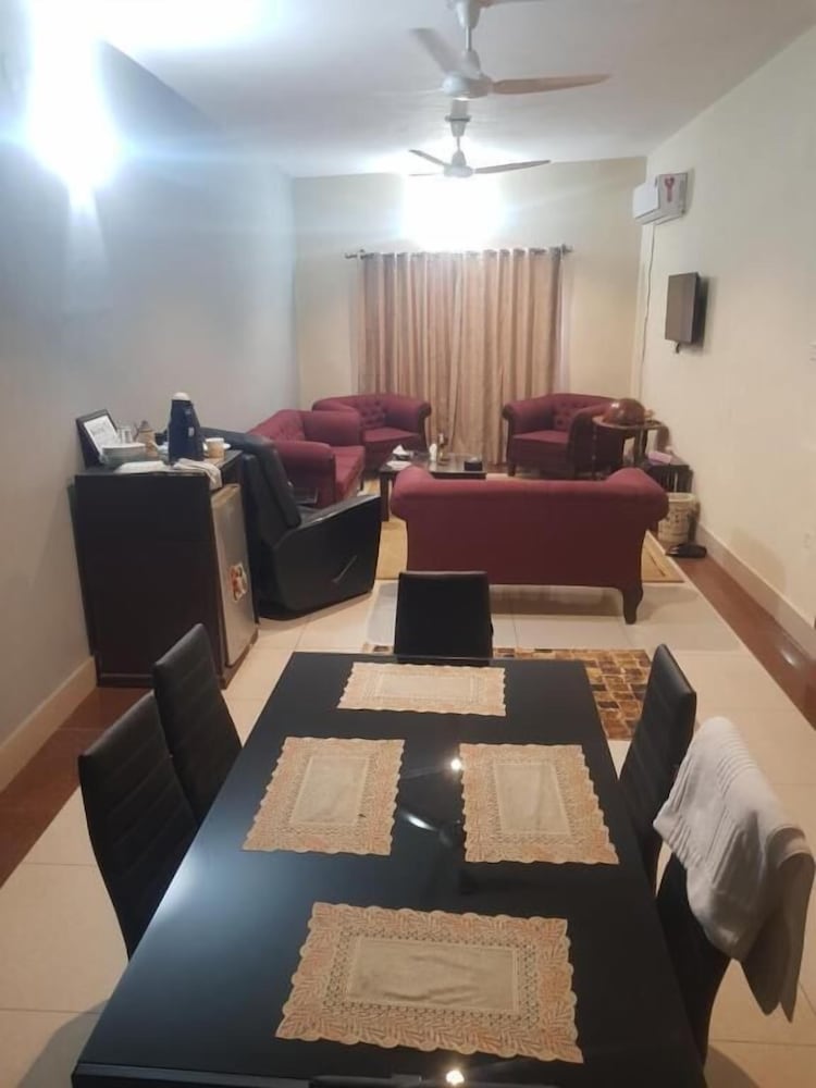 Фото Crown Castle Peshawar