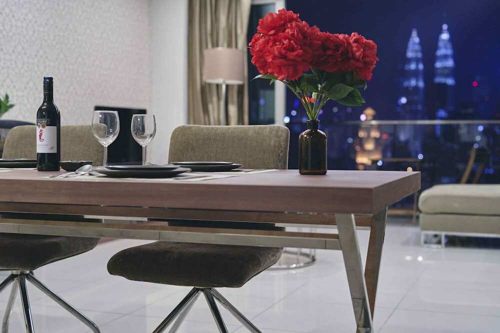 Фото Regalia Residence @ Klcc View Sky Pool by MC