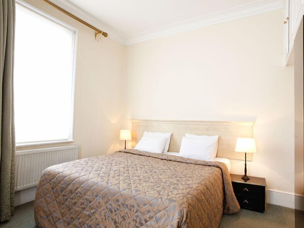 Фото Cavendish House