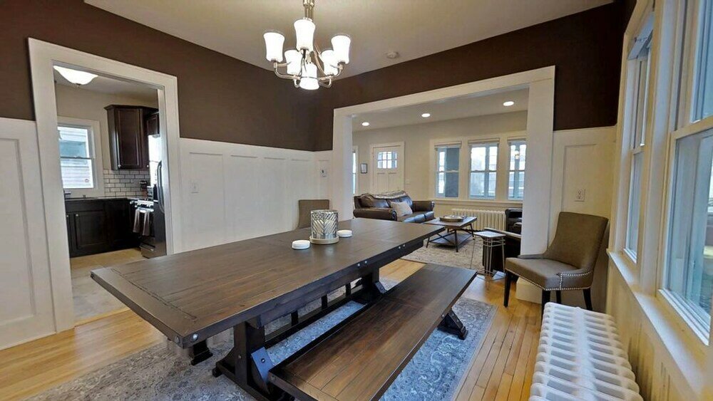 Фото Uptown Jewel