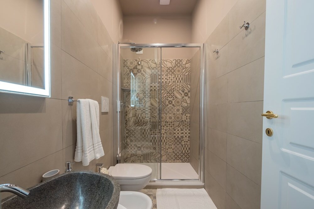 Фото Bramble Luxury Suites