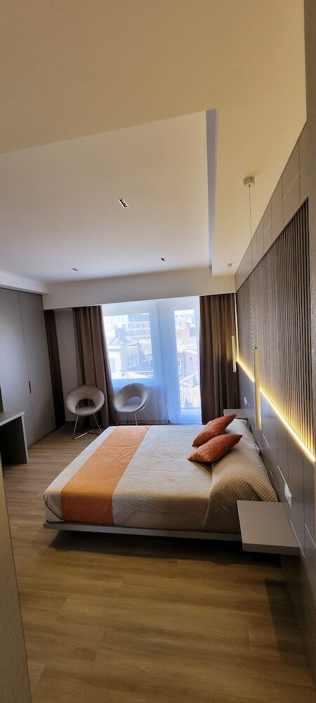 Фото Th Luxury Central