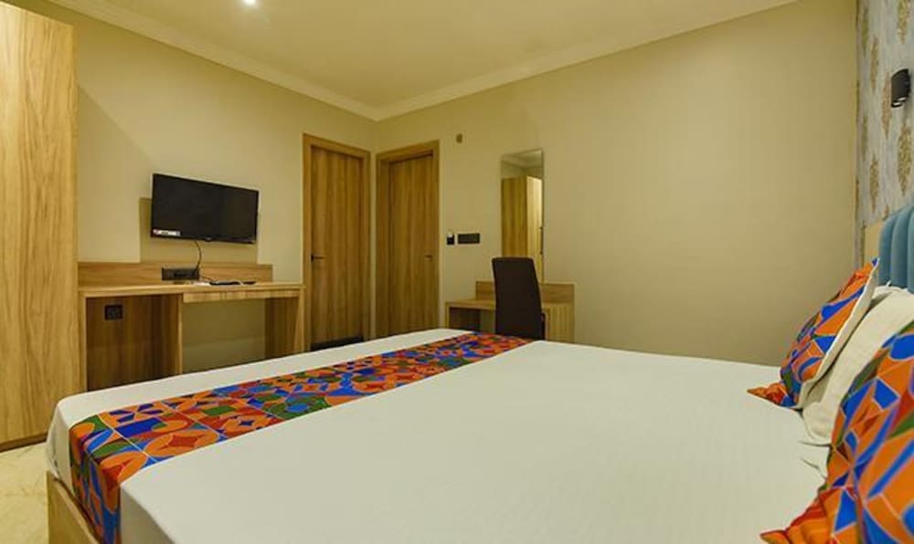 Фото Fabhotel Clive Regency Lovelock