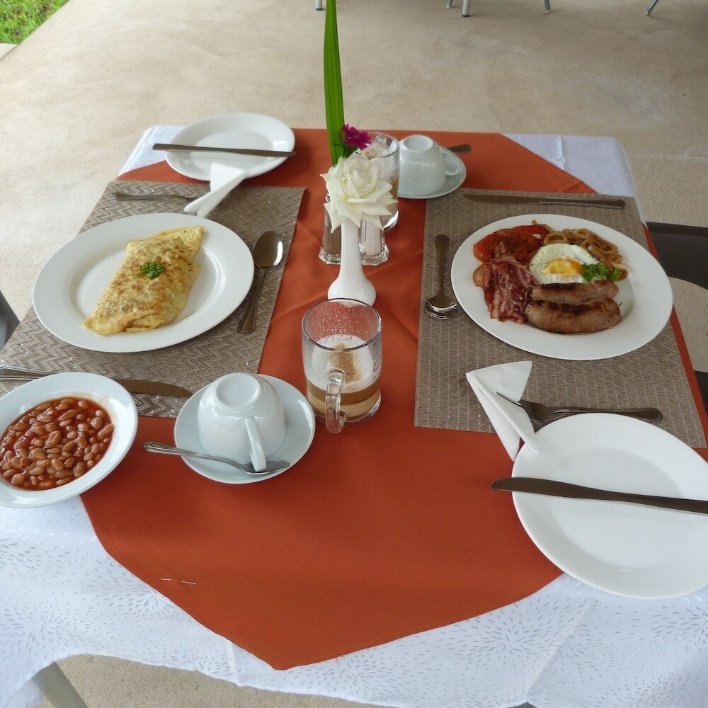 Фото Bhejane Lodge