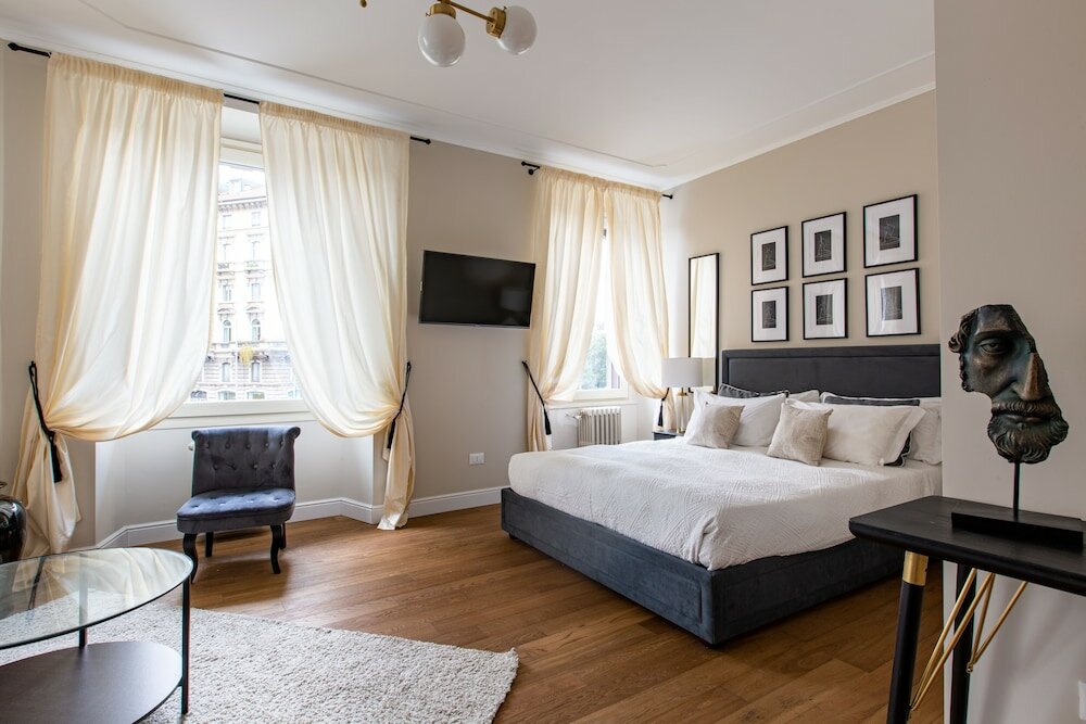 Фото Daplace - Corso Monforte Suites