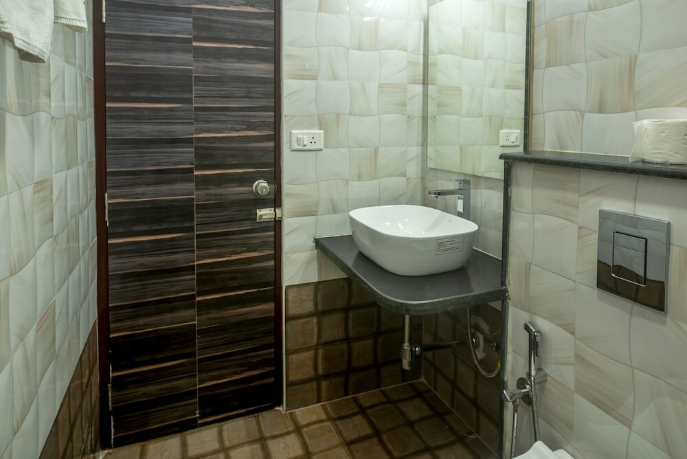 Фото Zenith Hotels Hebbal Bangalore