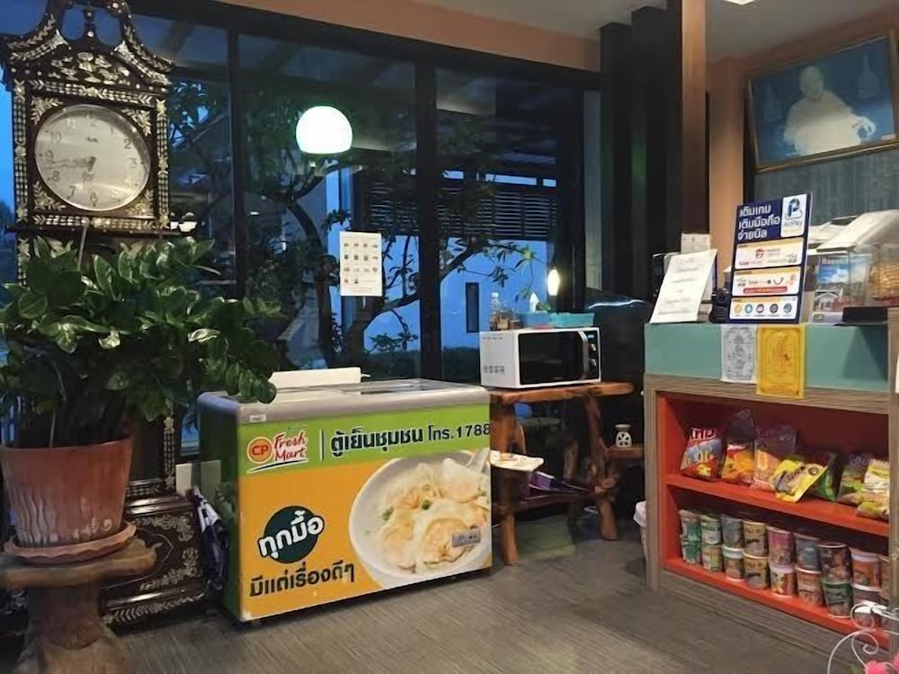 Фото Villa Thiwa Hotel