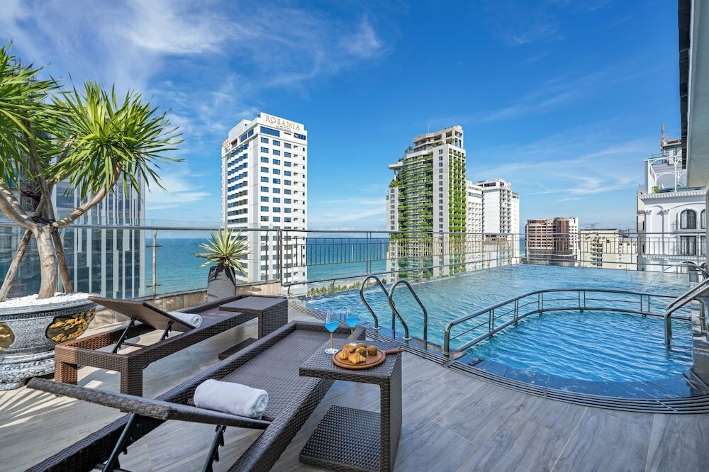 Фото Monalisa Luxury Hotel