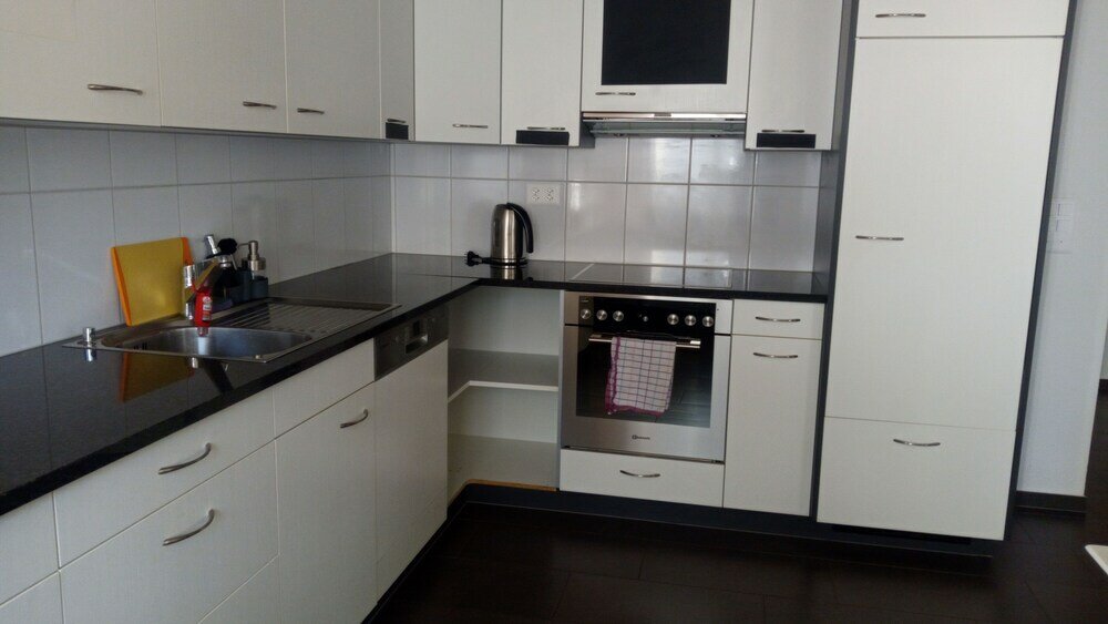 Фото 3 Bedroom Apartment at Lake Constance