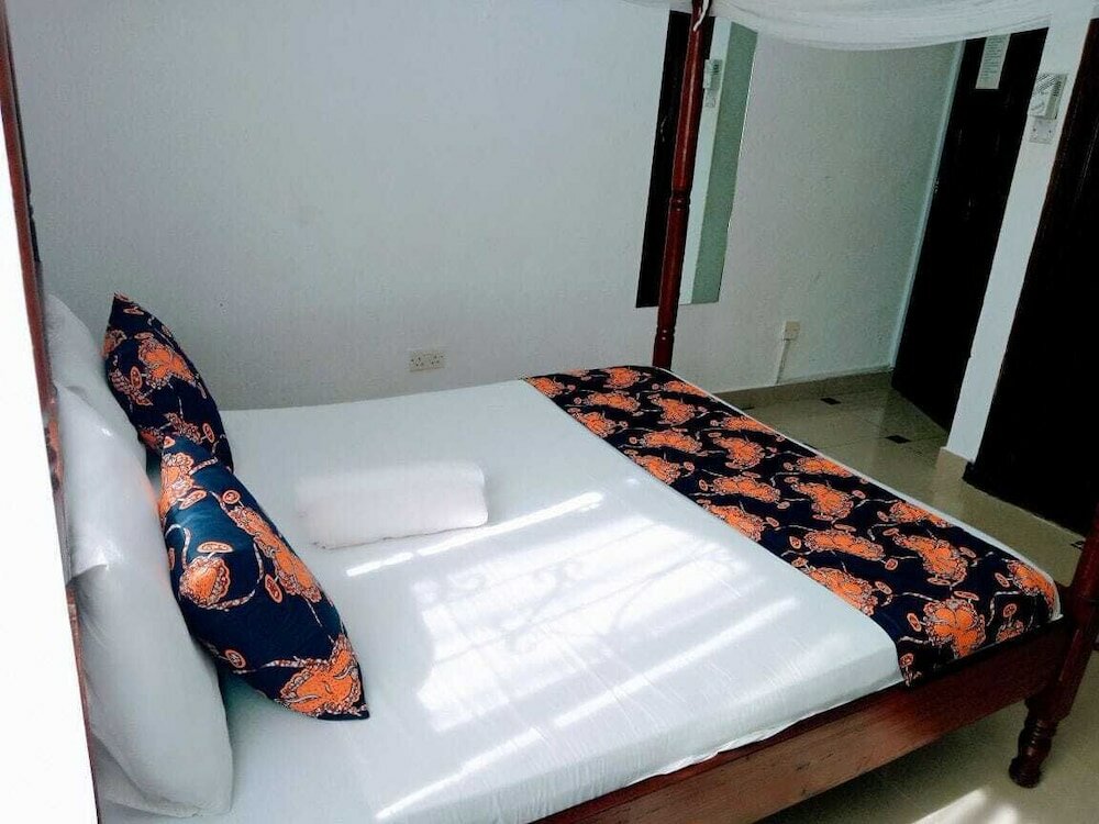 Фото Bustani Apartment