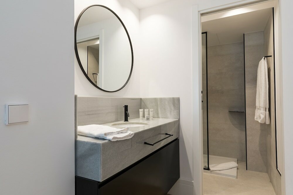 Фото Feelathome Waldorf Suites Apartments