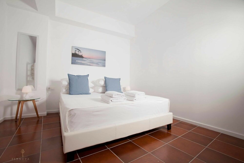 Фото Zennova 32 Kallithea Blue Paradise