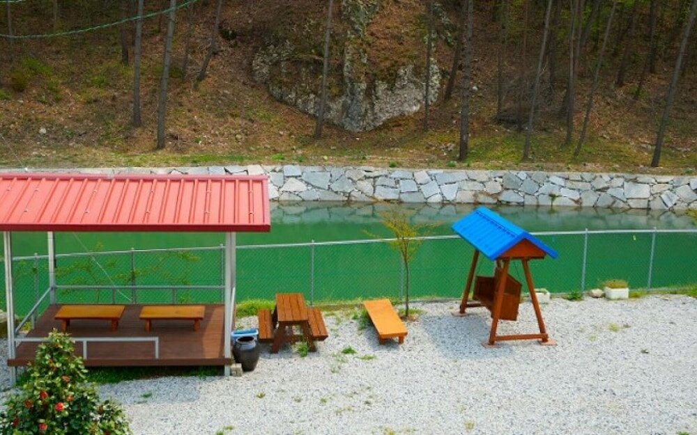 Фото Buan Chilkdeokgol Pension