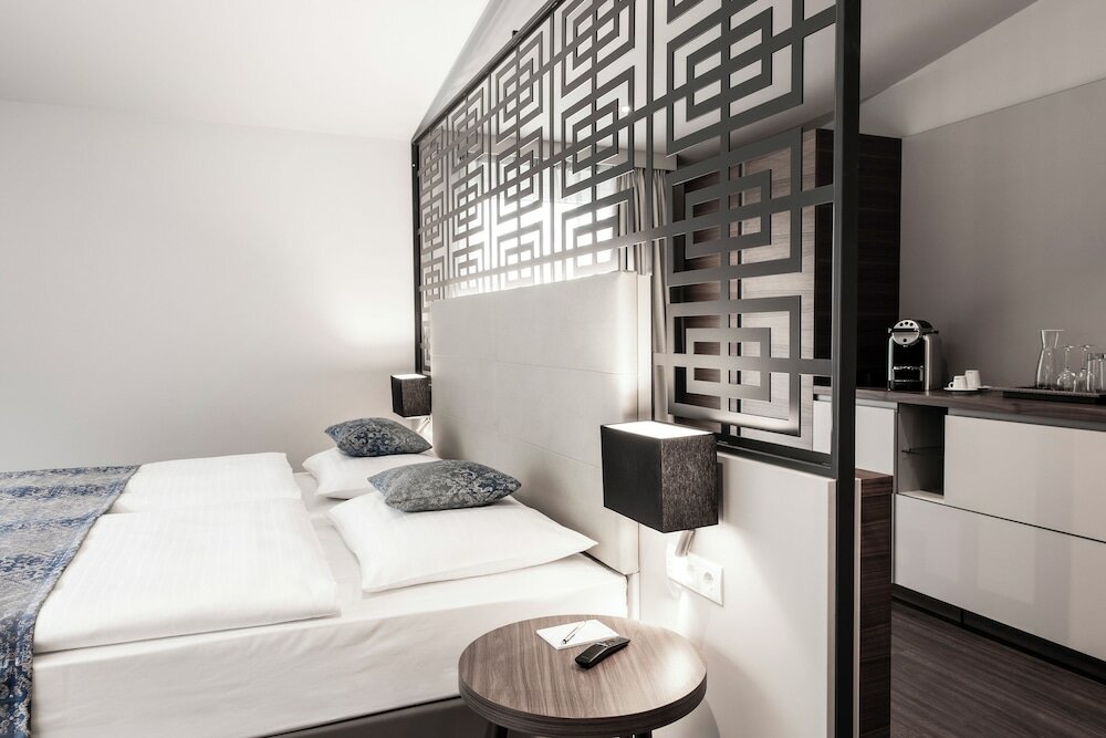 Фото Nuhr Medical - Hotel & Restaurant