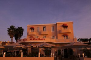 Гостиница Hôtel Rose Thé в Ла-Сьота