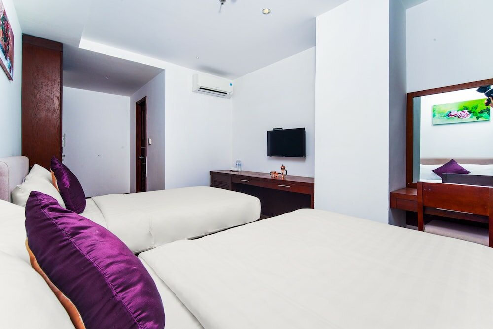 Фото Golden Sun Hotel