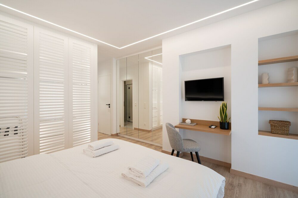 Фото Kolonaki Upscale 4 bdr Luxury apartment