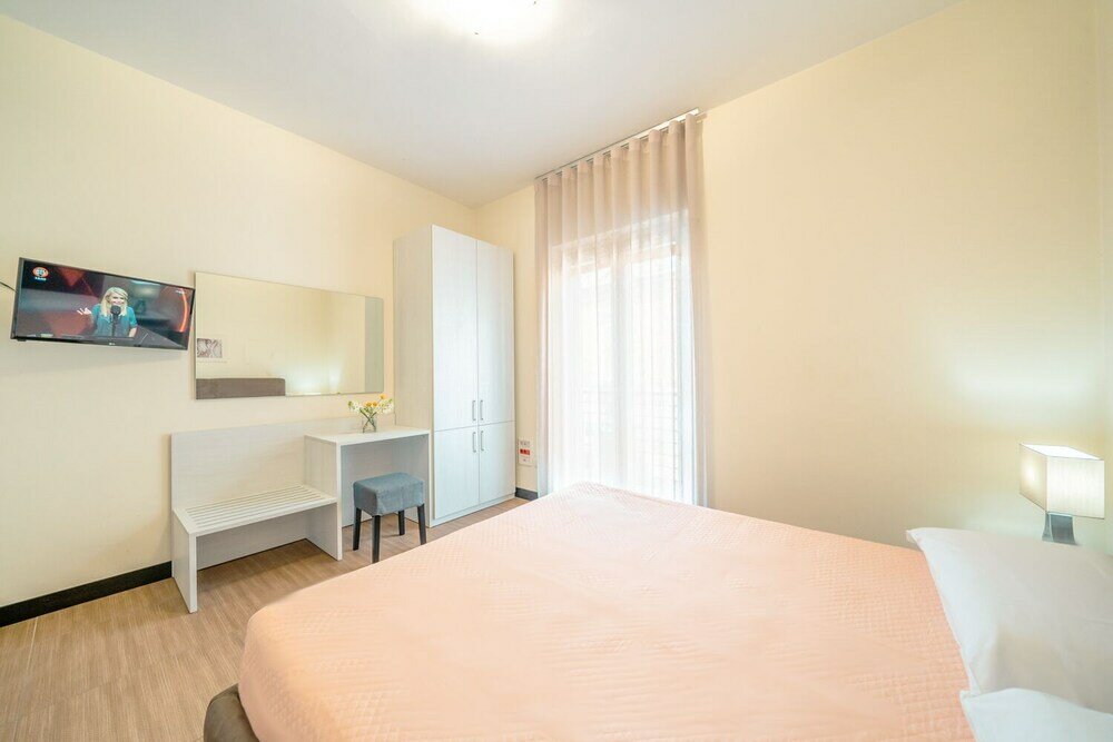 Фото Porta Maggiore Deluxe Center City Rooms