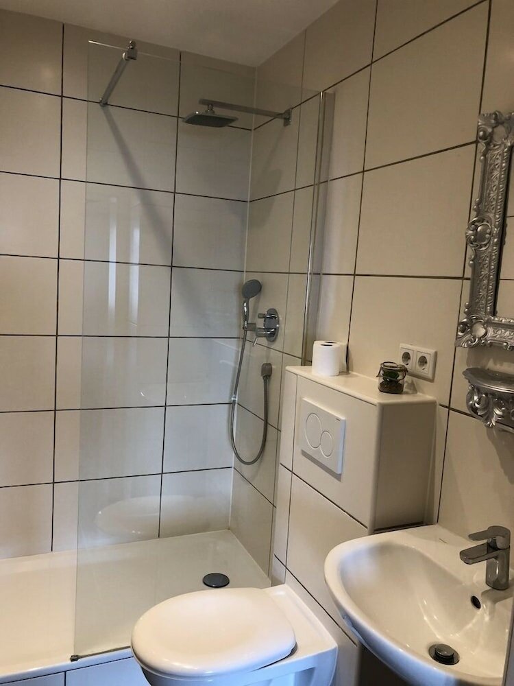 Фото Hotel Athen Kelsterbach Airport