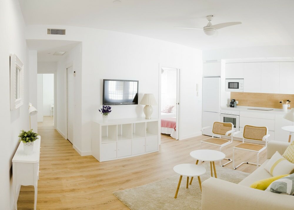 Фото Deluxe Apart. Plaza de La Trinidad