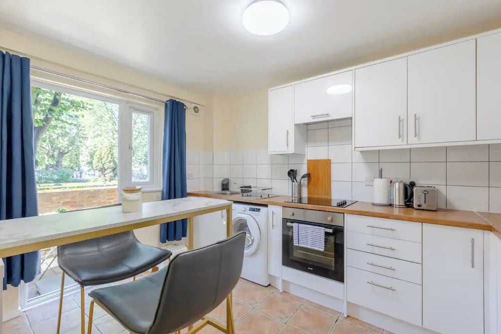 Фото Cosy & Centrally Located 1bd Flat - Kennington!
