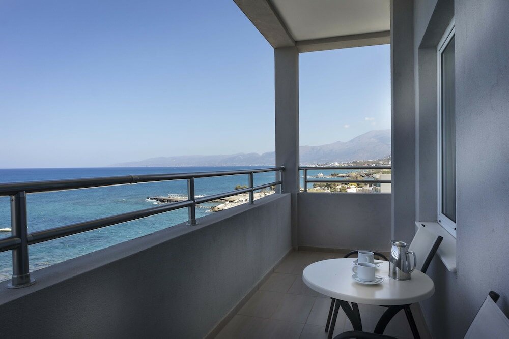 Фото Glaros Beach Hotel