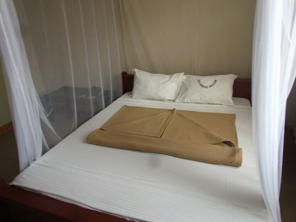 Фото Mikumi Resort Hotel