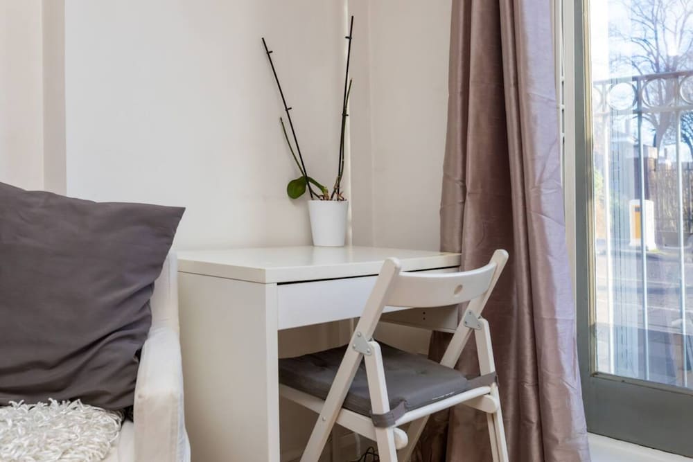 Фото Cosy & Charming 2bd Flat Near Essex Road