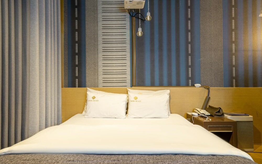 Фото Bucheon Palace