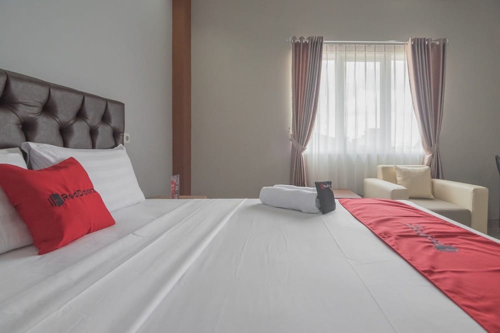 Фото RedDoorz near Islamic Center Samarinda