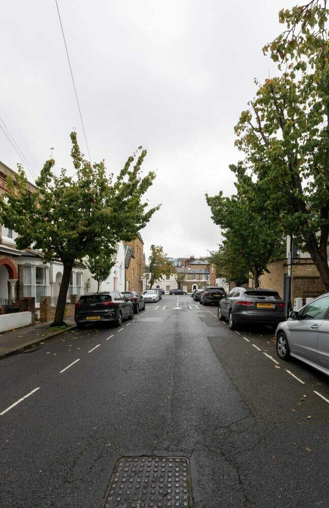 Фото Vibrant 1bd Home With Outdoor Patio - Hammersmith!