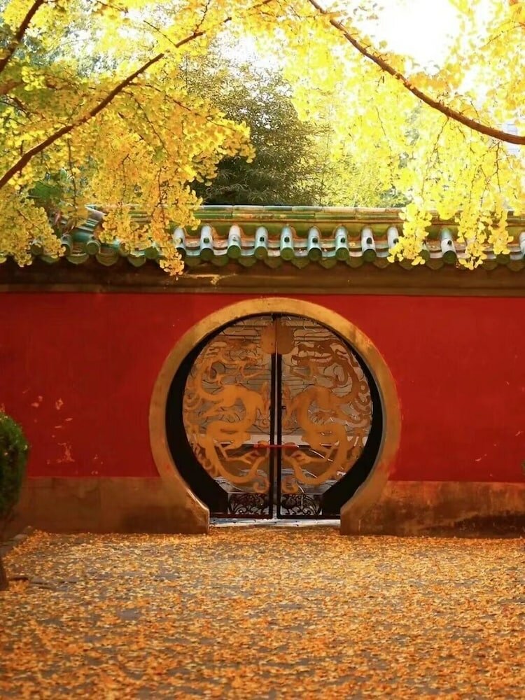 Фото East Sacred Hotel